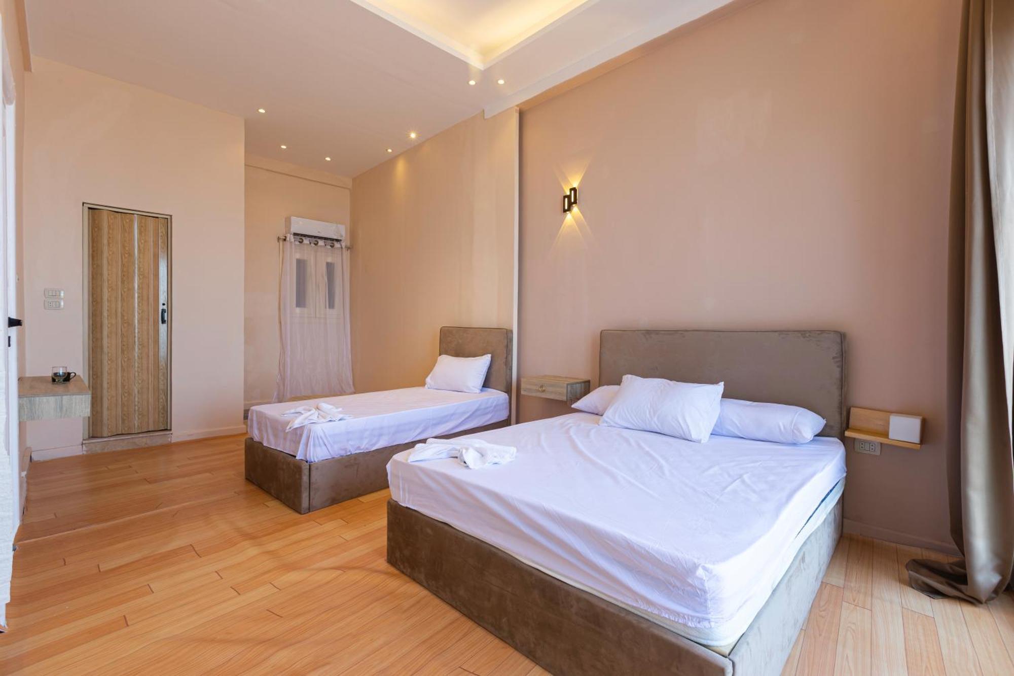 Hyat Suites & Rooms Alexandria Bagian luar foto